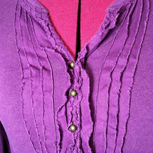Eddie Bauer Small Purple Ruffle Long Sleeve Shirt - Picture 3 of 11